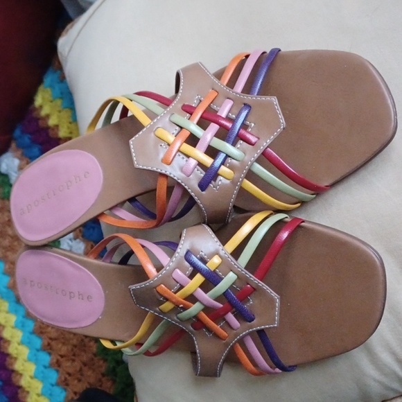 Apostrophe Women’s Kitten Heel Sandal - Picture 1 of 8